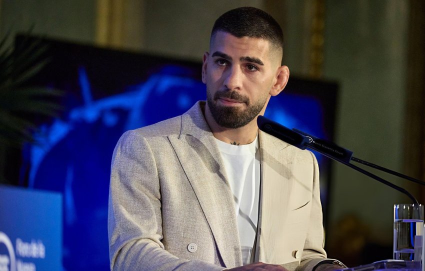 ვიღებდი მუქარას, გავრცელდებოდა ოჯახური ძალადობის შესახებ ცრუ ბრალდებები - ილია თოფურია ოფიციალურ განცხადებას ავრცელებს